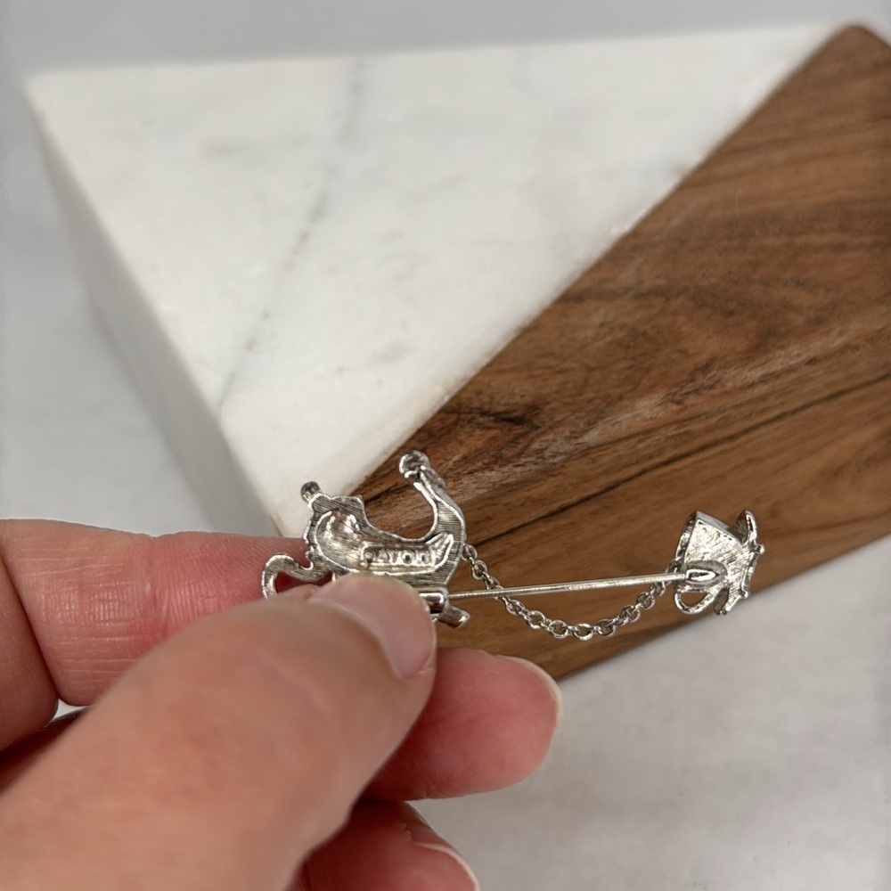 Avon Colonial Teapot Pin Vintage 1981 Silver Tone Lapel lot B36 - Picture 4 of 6